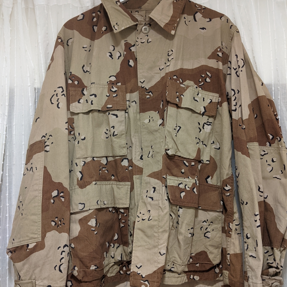 Brown and Tan Military Field Jacket with Durable Cotton Blend